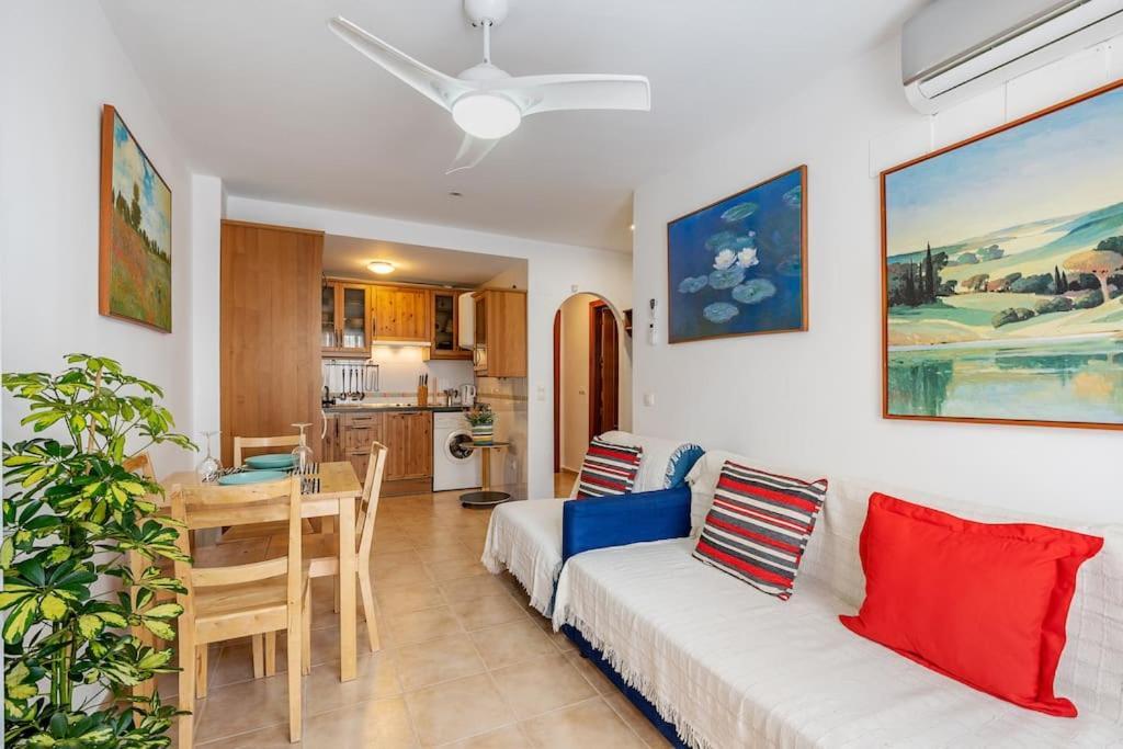 Bonito Apartamento En Monachil Pueblo Luaran gambar